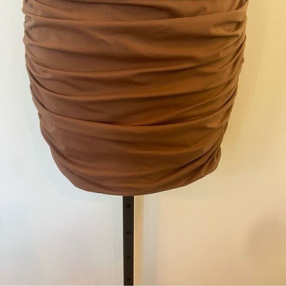Olivaceous Mocha Ruched Bodycon Cutout Mini Dress (M) - Picture 6 of 9